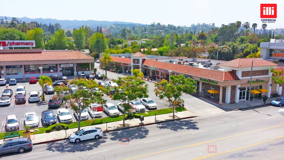 More Photos Of 17300 Ventura Blvd, Encino Unknown For Lease