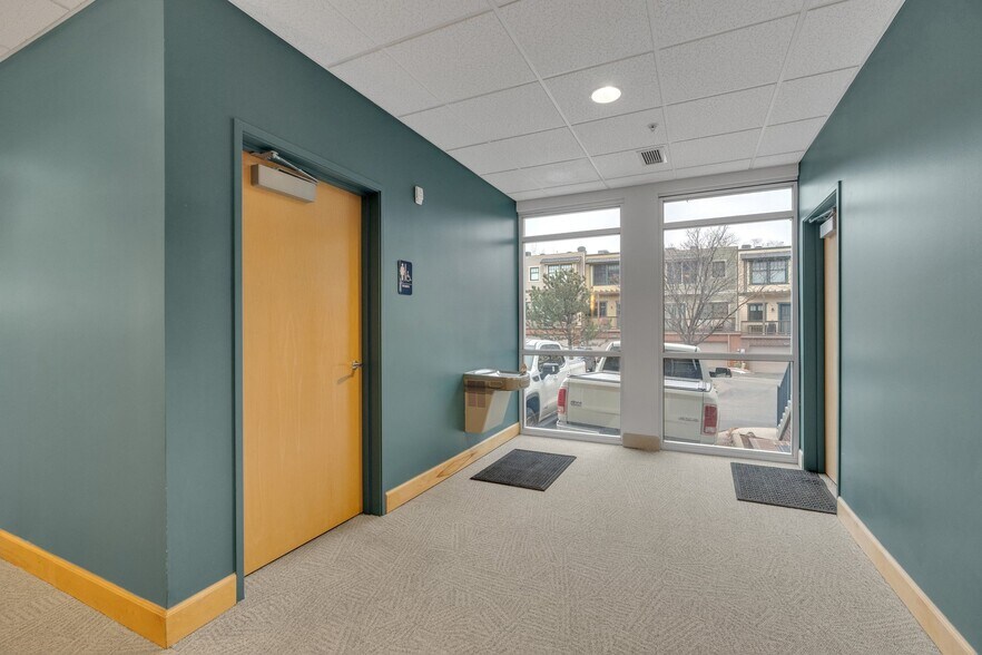 More Photos Of 1950 W Littleton Blvd, Littleton Loft Creative Space For Sale