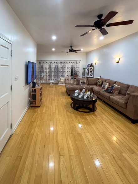 More Photos Of 55 4th Ave, Brooklyn Apartments For Sale