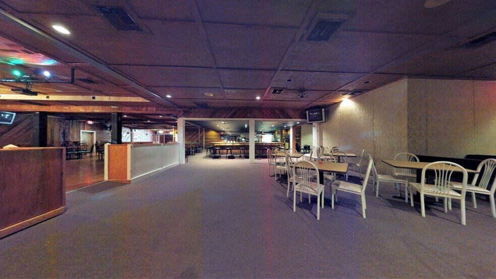 More Photos Of 4701 E Moody Blvd, Palm Coast Restaurant For Sale