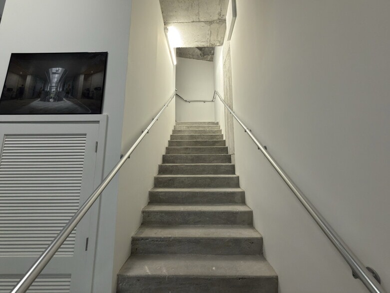 More Photos Of 2900 SW 28th Ln, Miami Apartments For Lease