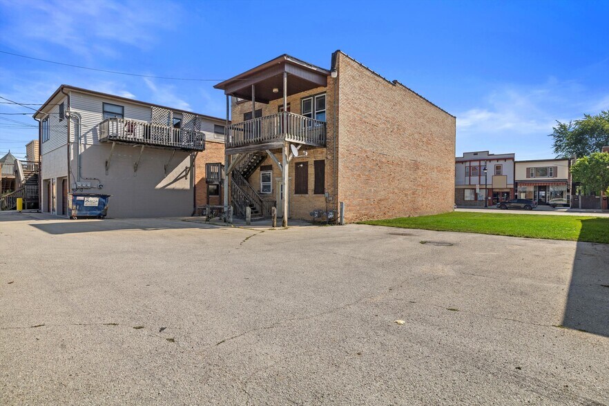 More Photos Of 1020 Main St, Union Grove Storefront Retail Residential For Sale