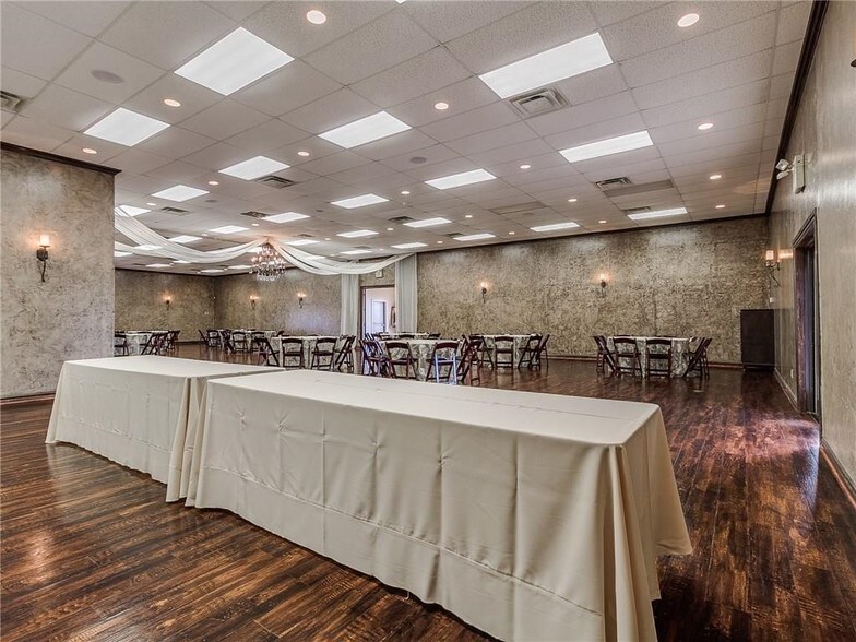 More Photos Of 9101 S Robinson Ave, Oklahoma City Lodge Meeting Hall For Sale