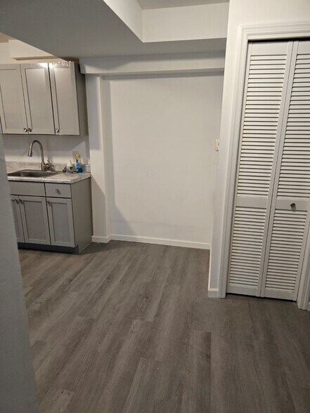 More Photos Of 98 Montgomery Ave, Staten Island Apartments For Sale