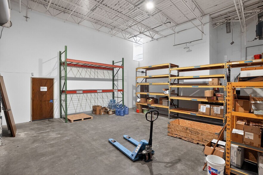 More Photos Of 16000 Trade Zone Ave, Upper Marlboro Unknown For Lease