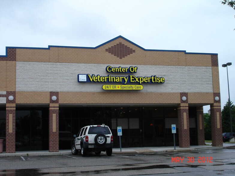 More Photos Of 6540 Hampton Roads Pky, Suffolk General Retail For Lease
