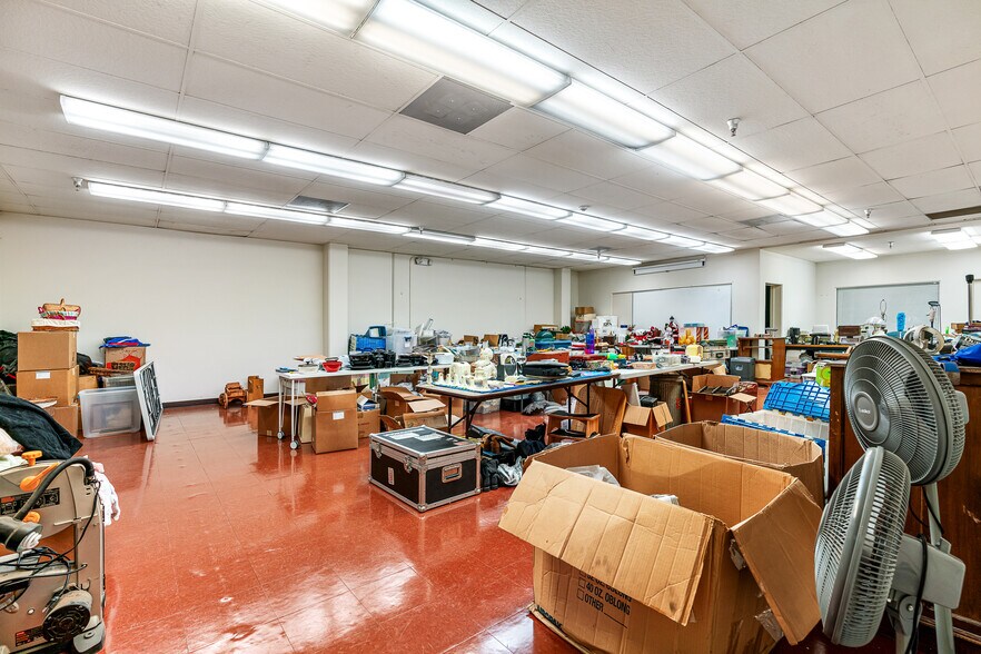 More Photos Of 5435 Peck Rd, Arcadia Manufacturing For Sale