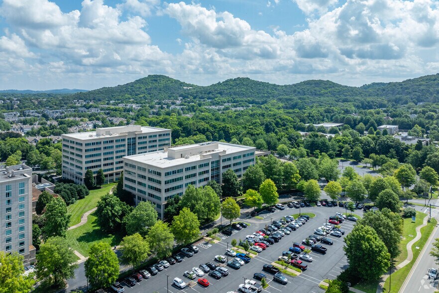 More Photos Of 720 Cool Springs Blvd, Franklin Office For Lease