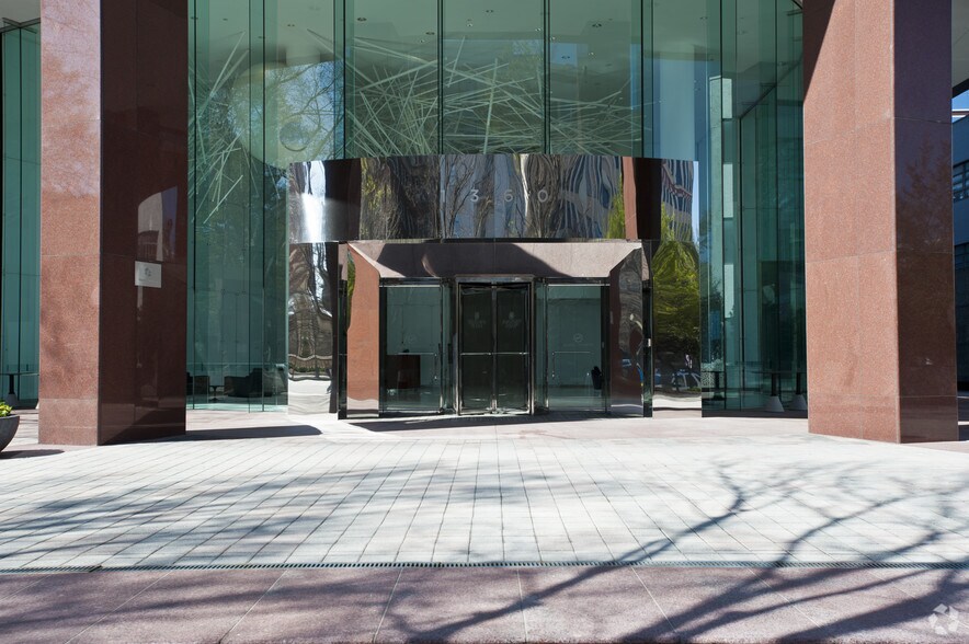 More Photos Of 1360 Peachtree St NE, Atlanta Office For Lease