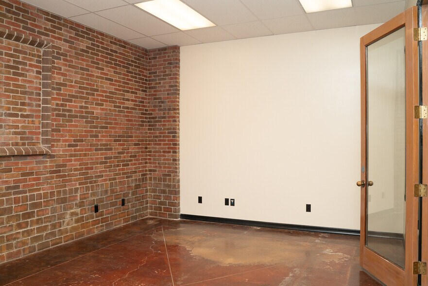 More Photos Of 1818 E Baseline Rd, Mesa Medical For Lease
