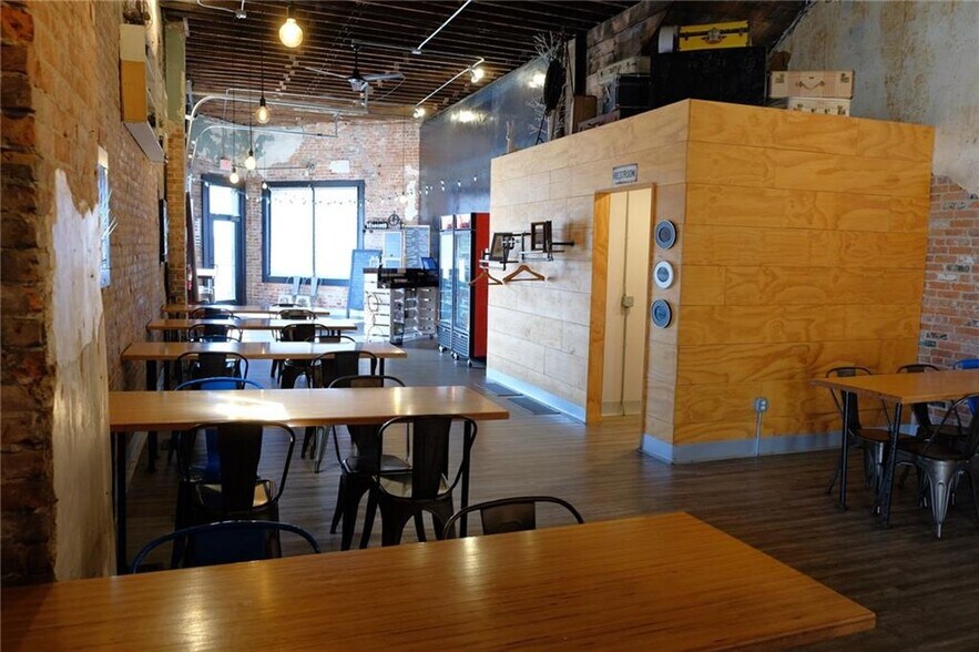 More Photos Of 1000 Tinsman Ave, Trenton Freestanding For Sale