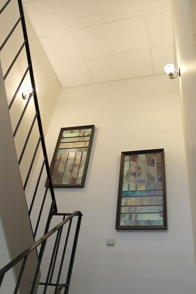 More Photos Of 4150 Washington Rd, McMurray Office For Sale