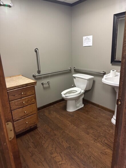 More Photos Of 8648 Old Troy Pike, Huber Heights Medical For Sale