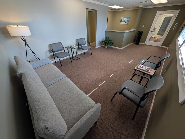 More Photos Of 1717 Legion Rd, Chapel Hill Coworking Space