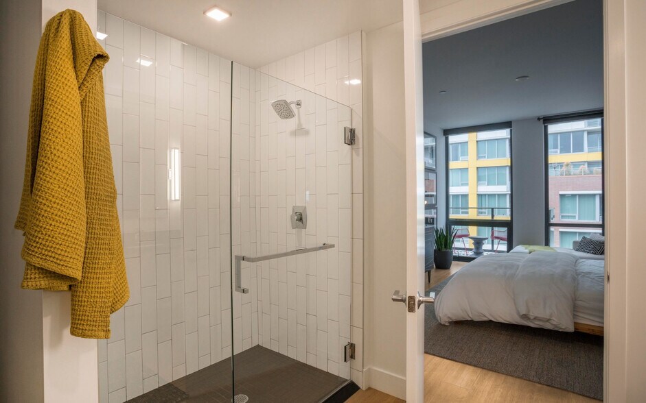 More Photos Of 1501 Island Ave, San Diego Apartments For Lease