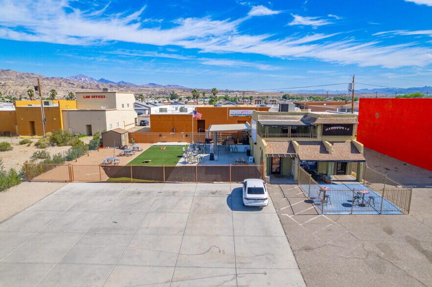 More Photos Of 877 Hancock Rd, Bullhead City Bar For Sale