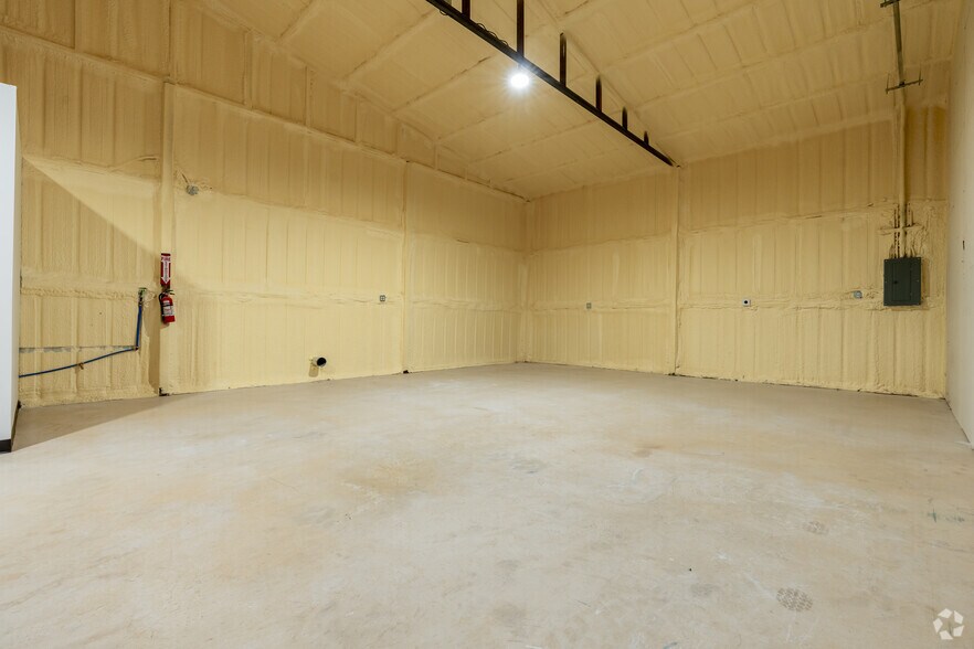 More Photos Of 979 Stonecrest Rd, Argyle Unknown For Sale