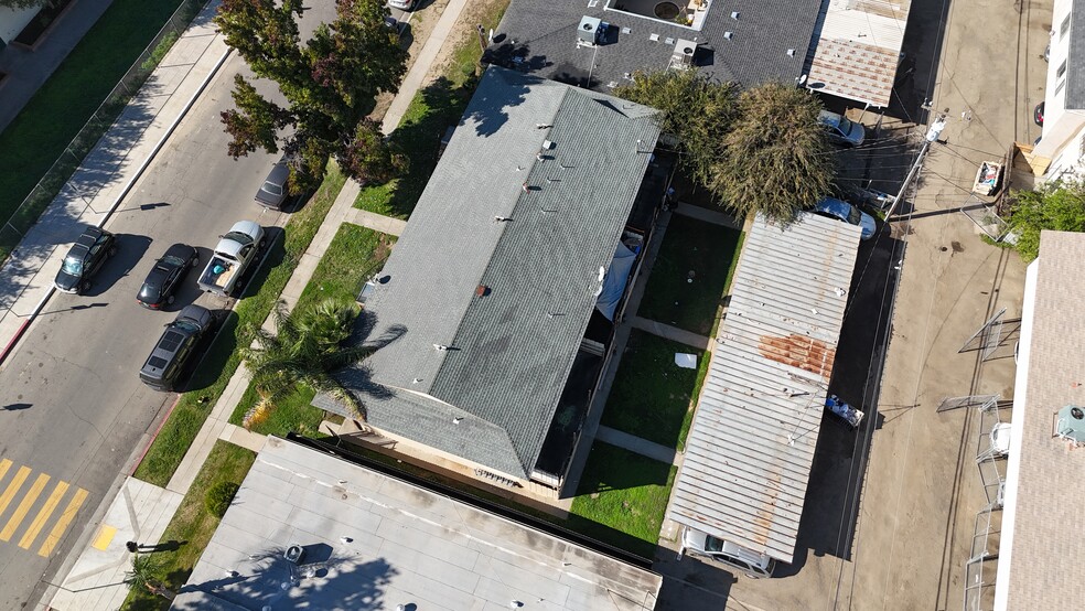 More Photos Of 3345 E Fairmont Ave, Fresno Apartments For Sale