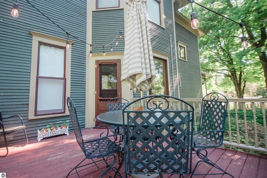 More Photos Of 2287 S Main St, Central Lake Hospitality For Sale