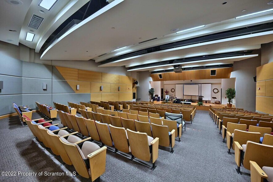 More Photos Of 1300 Old Plank Rd, Mayfield Medical For Sale