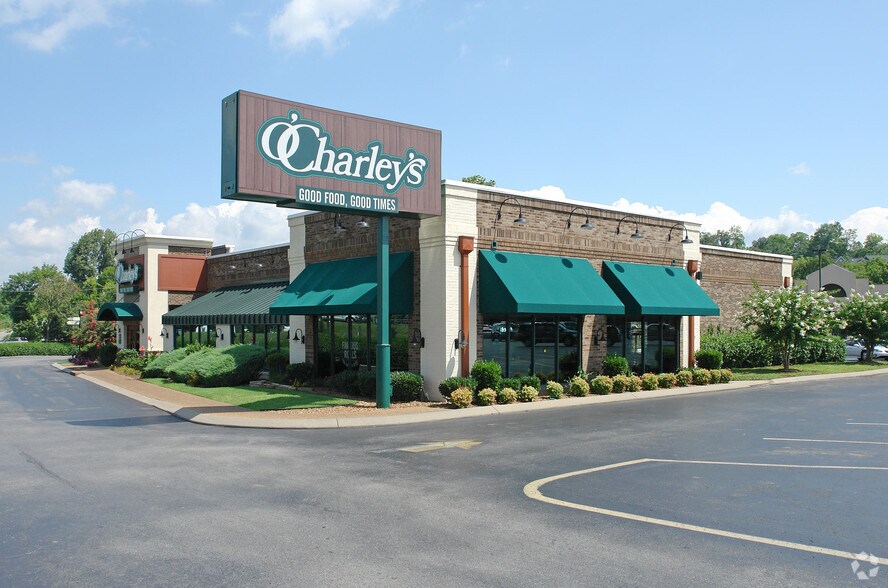 More Photos Of 5544 Old Hickory Blvd, Hermitage General Retail For Lease