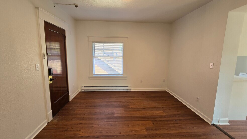 More Photos Of 927 S Adams St, Spokane Apartments For Sale