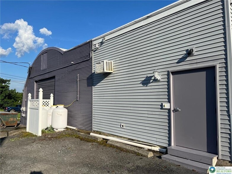 More Photos Of 749 E Ettwein St, Bethlehem Flex For Sale