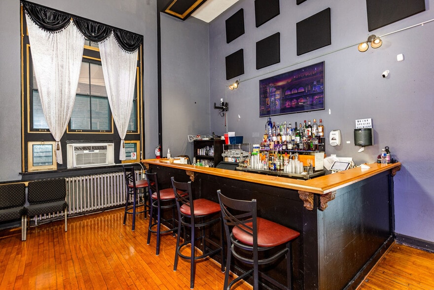 More Photos Of 6819 Vine St, Cincinnati Lodge Meeting Hall For Sale
