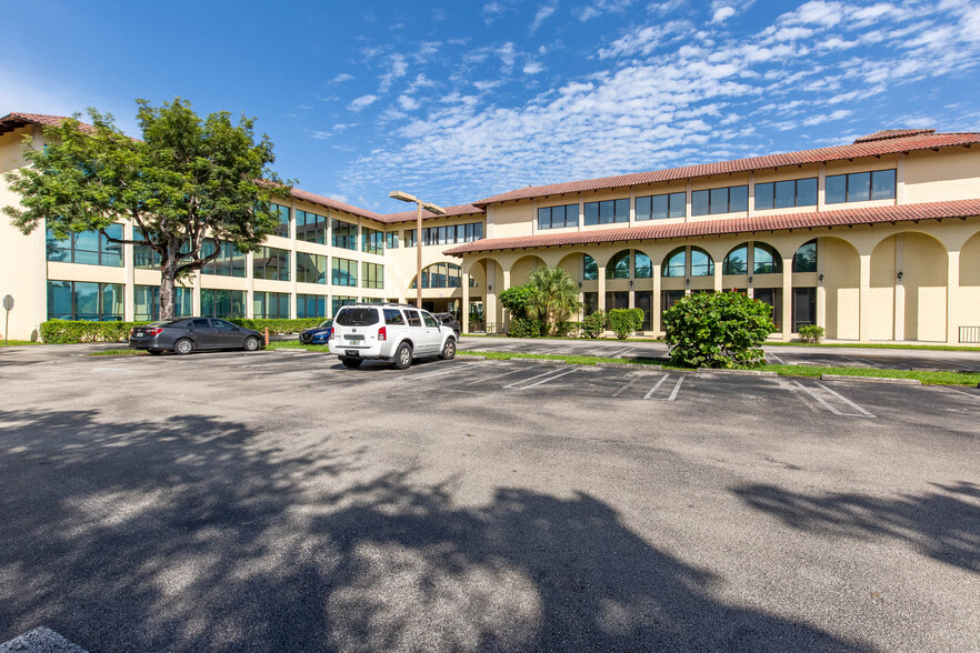 Primary Photo Of 6801 Lake Worth Rd, Greenacres Medical For Lease