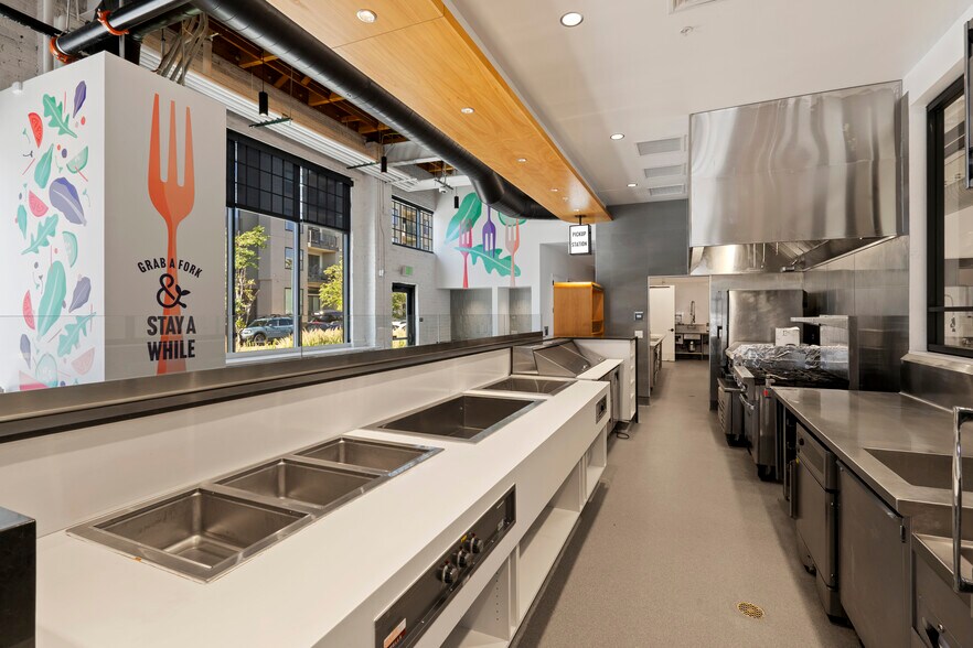 More Photos Of 2401 Larimer St, Denver Restaurant For Sale