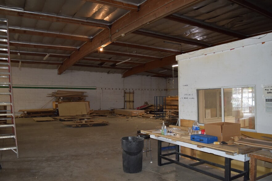 More Photos Of 9031-9033 Garvey Ave, Rosemead Storefront For Sale
