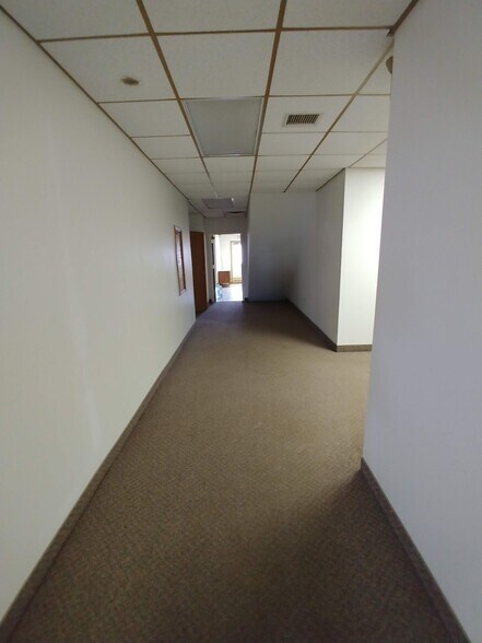 More Photos Of 425 Mercer St, Volant Office Residential For Sale