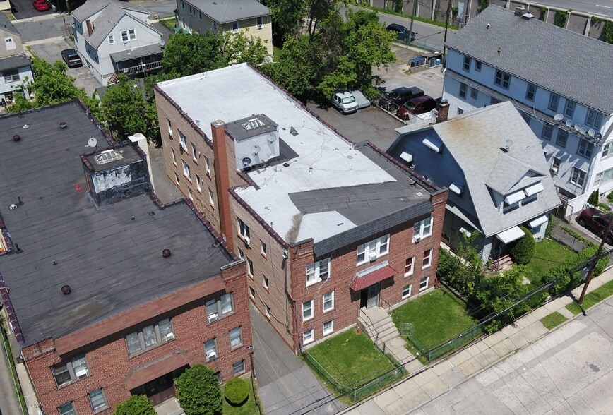 More Photos Of 439 Main St, White Plains Apartments For Sale