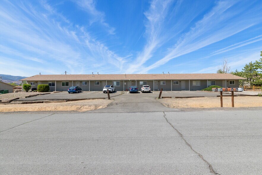 More Photos Of 155-165 Esmeralda Dr, Carson City Apartments For Sale