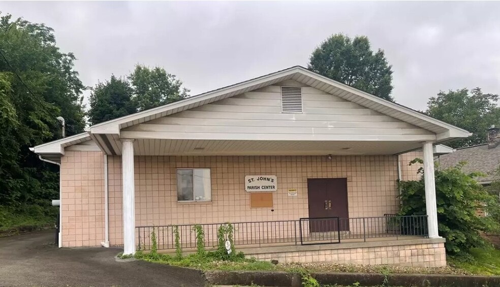 More Photos Of 750 5th St, Ambridge Religious Facility For Sale