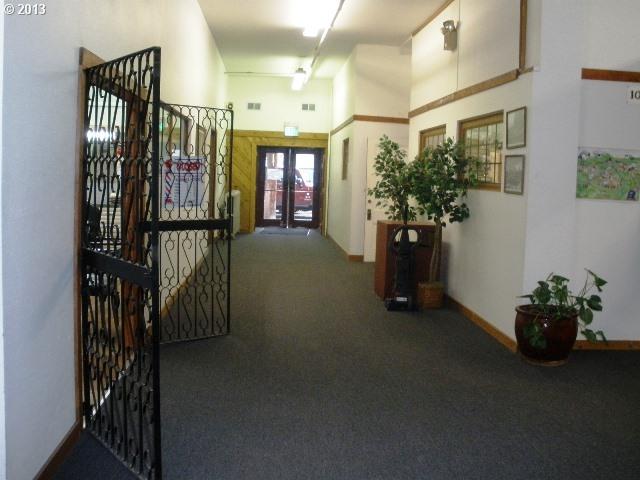 More Photos Of 2101 Main St, Baker City Storefront For Sale