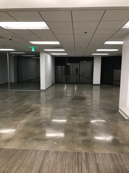 More Photos Of 233 Wilshire Blvd, Santa Monica Office For Lease