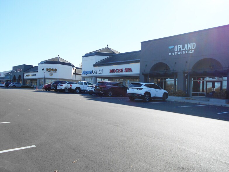 More Photos Of 4901-5151 E 82nd St, Indianapolis Unknown For Lease