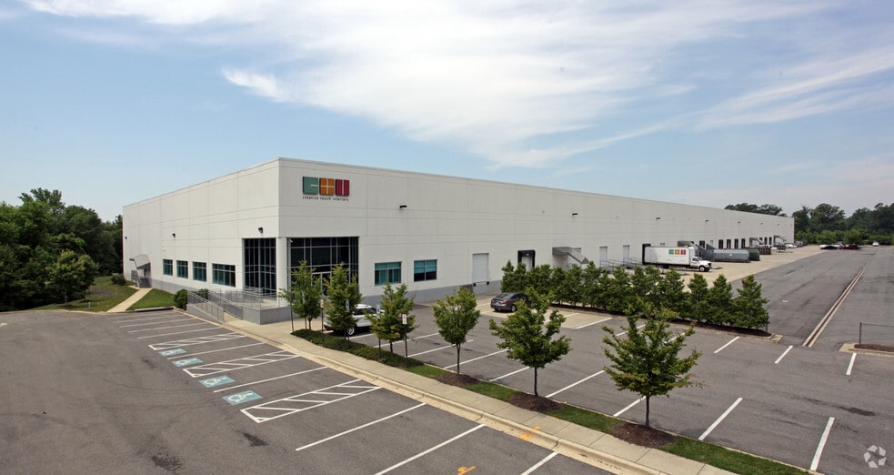 More Photos Of 1000 Hampton Park Blvd, Capitol Heights Distribution For Lease