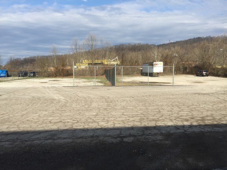 More Photos Of 4200 1st Ave, Nitro Industrial For Sale