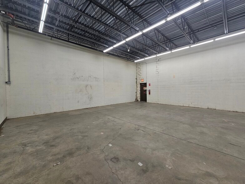 More Photos Of 15977-15981 State Route 170, Calcutta Freestanding For Lease