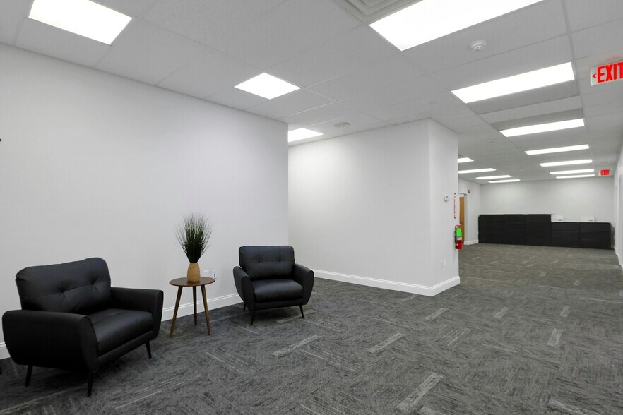 More Photos Of 100 Dutch Hill Rd, Orangeburg Medical For Lease