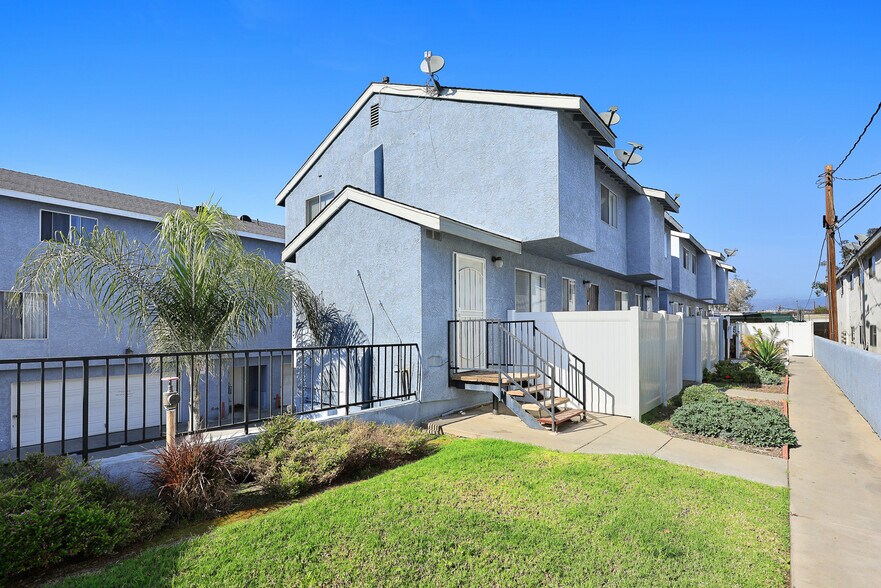 More Photos Of 862-892 W Mines Ave, Montebello Apartments For Sale