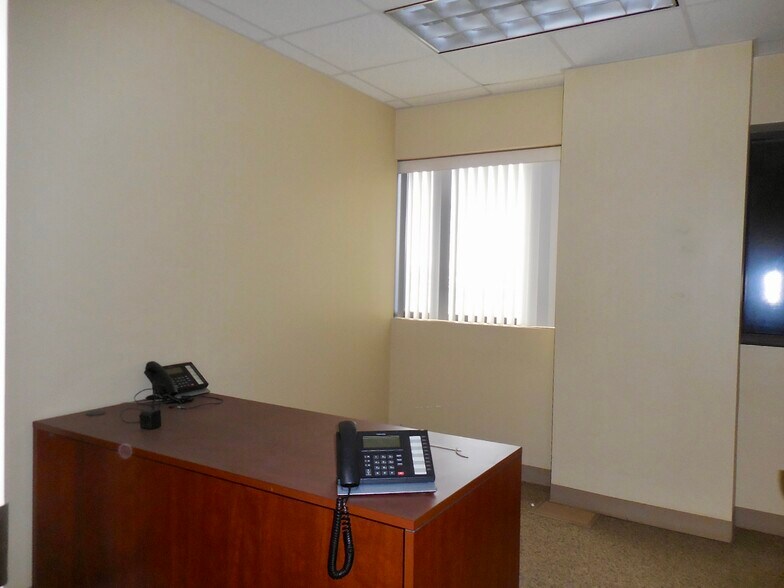 More Photos Of 400 Detroit Ave, Monroe Manufacturing For Lease