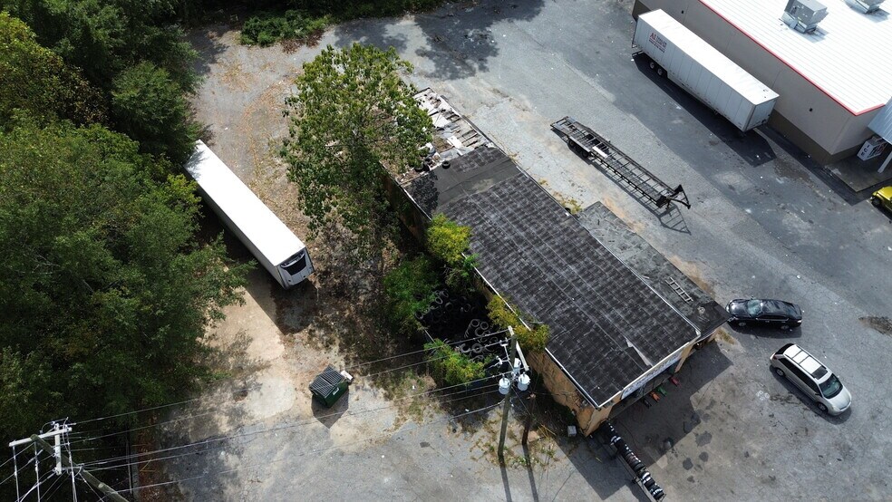 More Photos Of 2164 Campbellton Rd SW, Atlanta Auto Repair For Sale