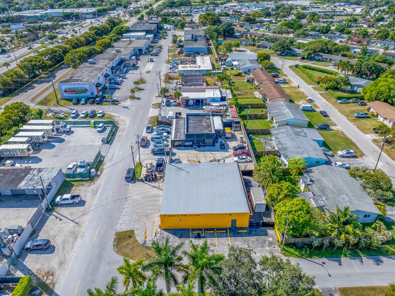 More Photos Of 11300 SW 208th Dr, Miami Service For Sale