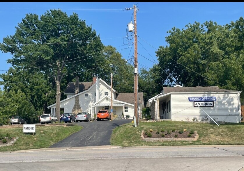 More Photos Of 5905 Slater St, Merriam Office For Lease