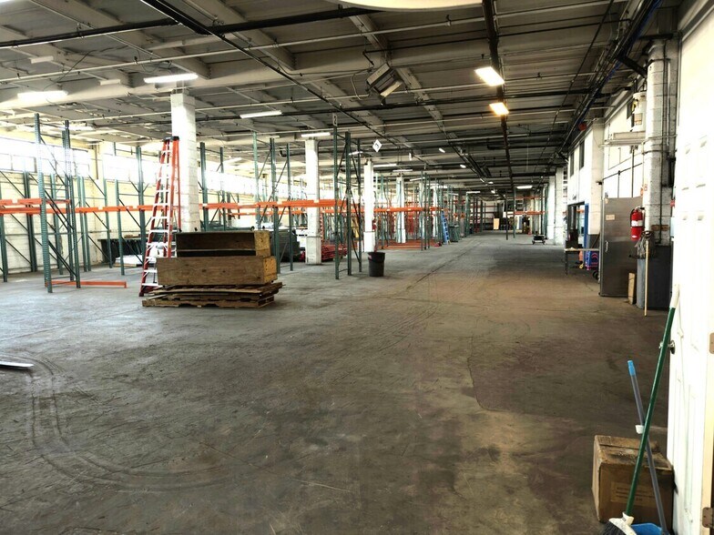 More Photos Of 104-20 Dunkirk St, Jamaica Warehouse For Sale
