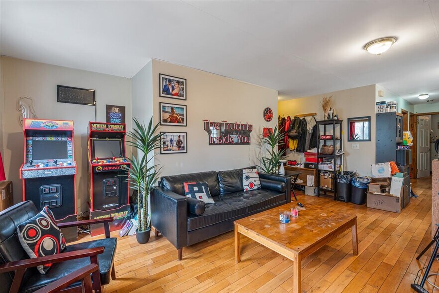 More Photos Of 414 Franklin Ave, Brooklyn Apartments For Sale