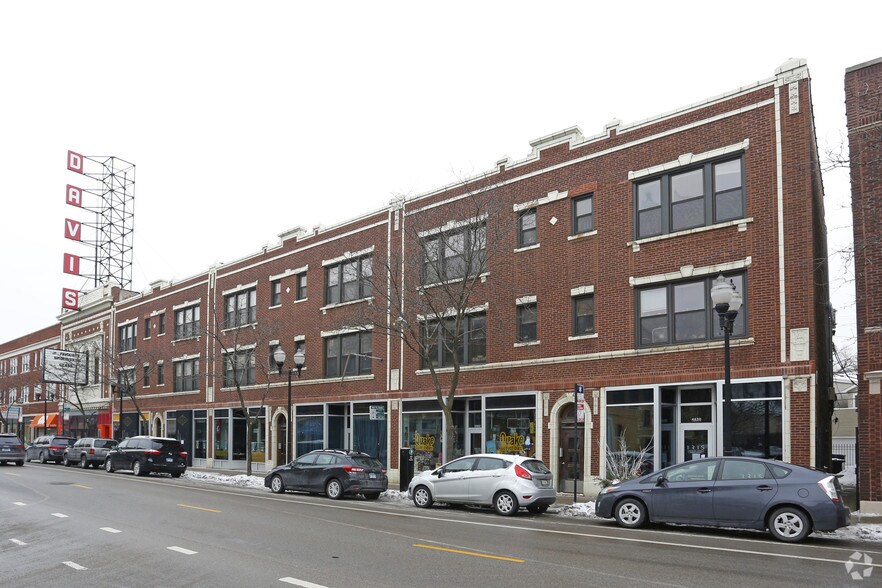 More Photos Of 4620-4636 N Lincoln Ave, Chicago Apartments For Lease